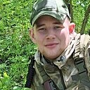 Roman, 24 года
