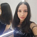 Мая, 27 лет