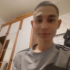 Фотография мужчины Рафа, 19 лет из г. Первоуральск