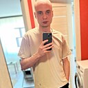 Евгений, 24 года