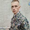 Денис, 24 года