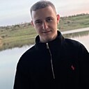 Денис, 24 года