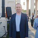 Денис, 24 года