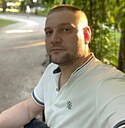 Юрий, 32 года