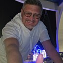 Mr X, 62 года