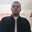 Максим, 18 лет