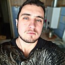 Роман, 25 лет