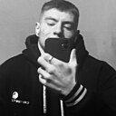 Максим, 24 года