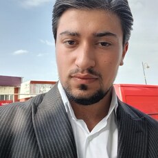 Фотография мужчины Kenan, 21 год из г. Варшава