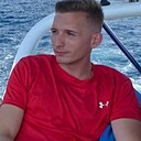 Максим, 22 года