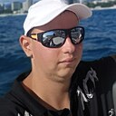 Олег, 21 год