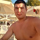 Михаил, 33 года
