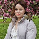 Вика, 24 года
