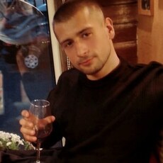 Фотография мужчины Мишка Я, 33 года из г. Новый Уренгой