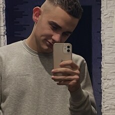 Фотография мужчины Данил, 21 год из г. Саранск