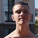 Валера, 22 года