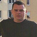 Антон, 32 года