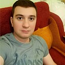 Flowx, 34 года