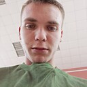 Максим, 22 года
