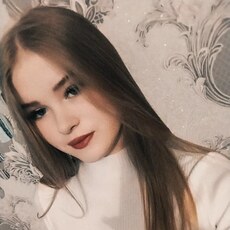 Фотография девушки Виктория, 18 лет из г. Биробиджан