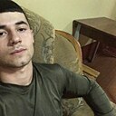 Искандар, 23 года