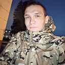 Роман, 25 лет