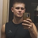 Максим, 23 года
