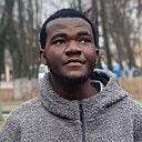 Дема Деррик, 21 год