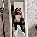 Elise, 22 года