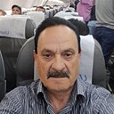 Роман, 65 лет