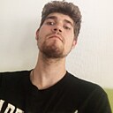 Роман, 20 лет
