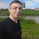 Саша, 18 лет