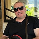 Авак, 49 лет