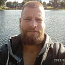 Анатолий, 44 года