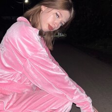 Фотография девушки Полина, 18 лет из г. Стаханов