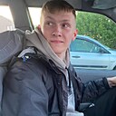 Максим, 21 год