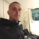Олег, 33 года