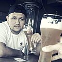 Ким, 32 года