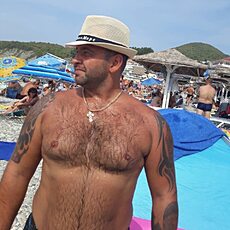 Фотография мужчины Игорь, 45 лет из г. Волжский