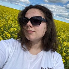 Фотография девушки Алёна, 21 год из г. Псков
