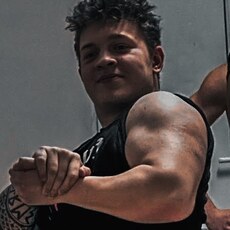 Фотография мужчины Виталий, 20 лет из г. Караганда