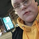 Денис, 22 года