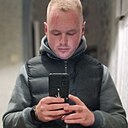 Роман, 24 года