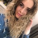 Полина, 23 года