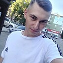 Денис, 23 года