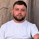 Макс, 33 года