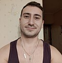 Макс, 31 год