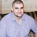 Небрэдпит, 40 лет