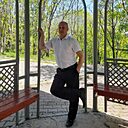 Максим, 46 лет