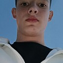 Максим, 18 лет